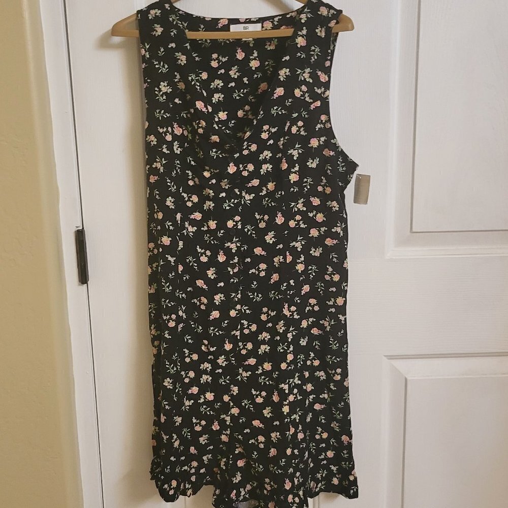 BP Romper Playsuit Black Floral V Neck Sleeveless Rayon Short Size Small NWT - Picture 2 of 10
